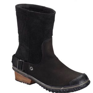 Sorel Slimpack short suede boots